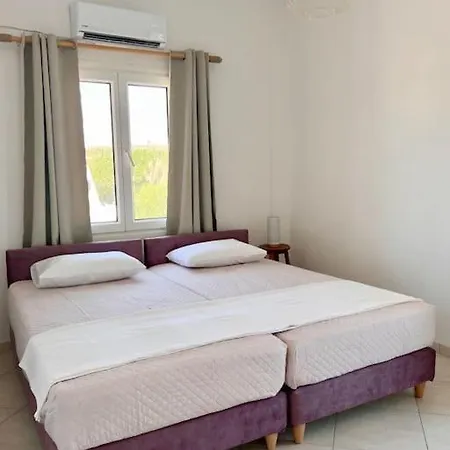 Apartment Theasis