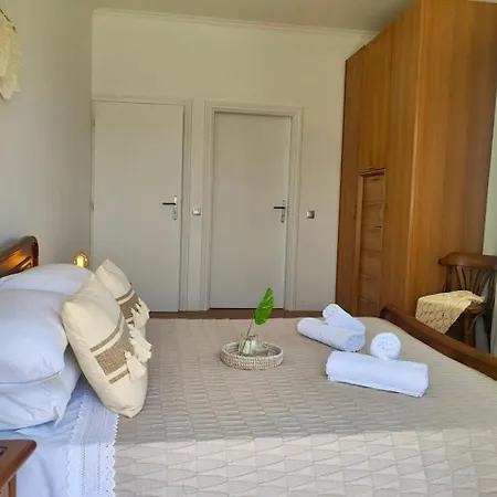 Apartment Theasis *