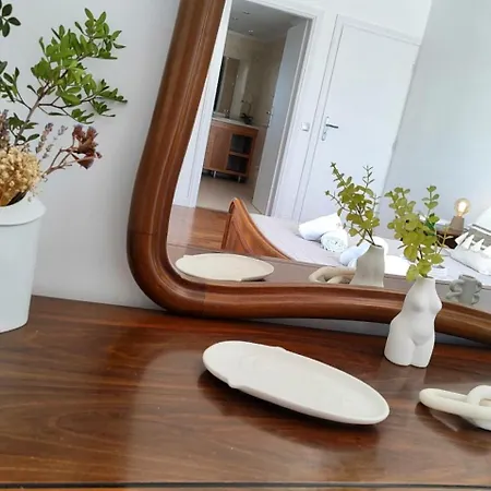 Theasis Adamantas (Milos)